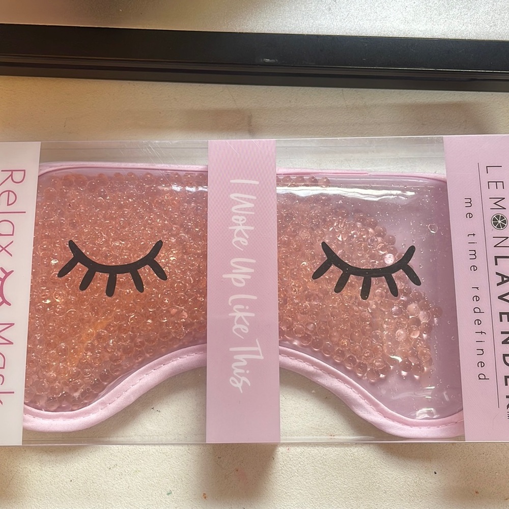 Eye mask